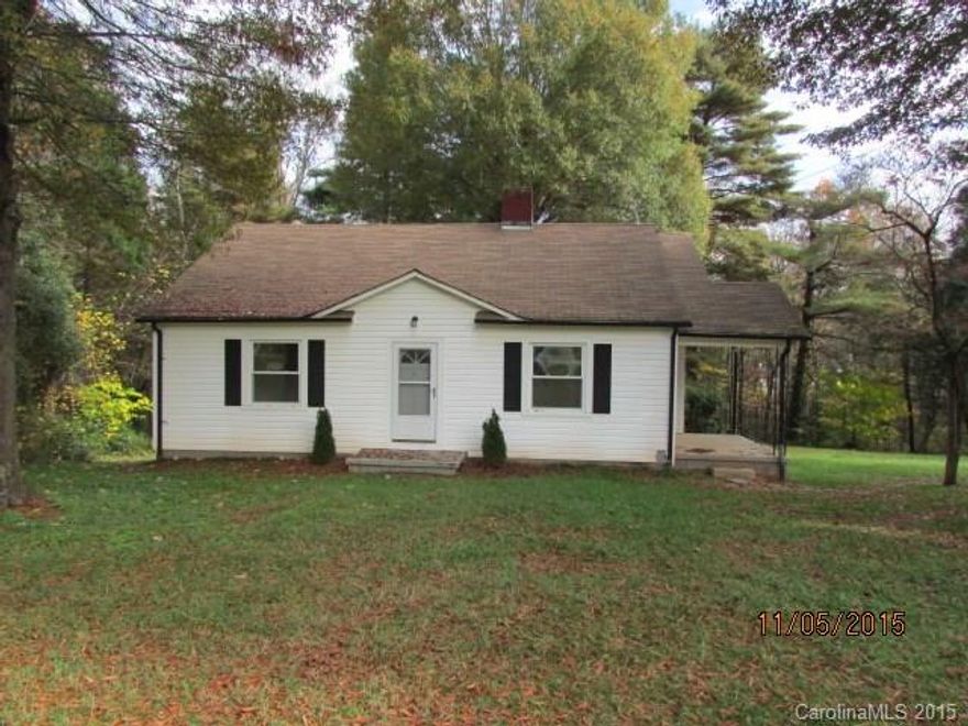 Move in Condition home that has been updated. Upgraded windows, refinished hardwood floors, new paint, vinyl, tile and some plumbing. Bathroom has been totally remodeled. New fixtures and new stainless steel appliances. Home features partial basement, very large deck and private back yard with running creek.