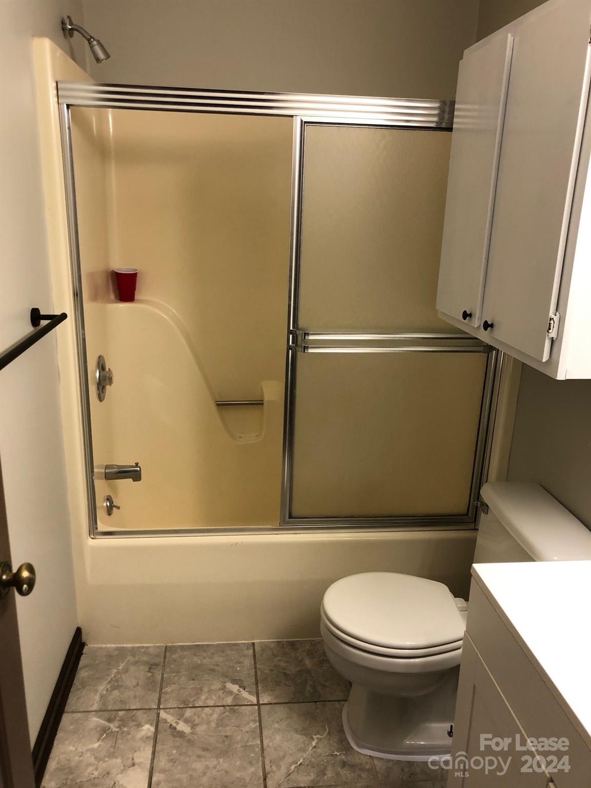 Ragin Estates - Residential Lease