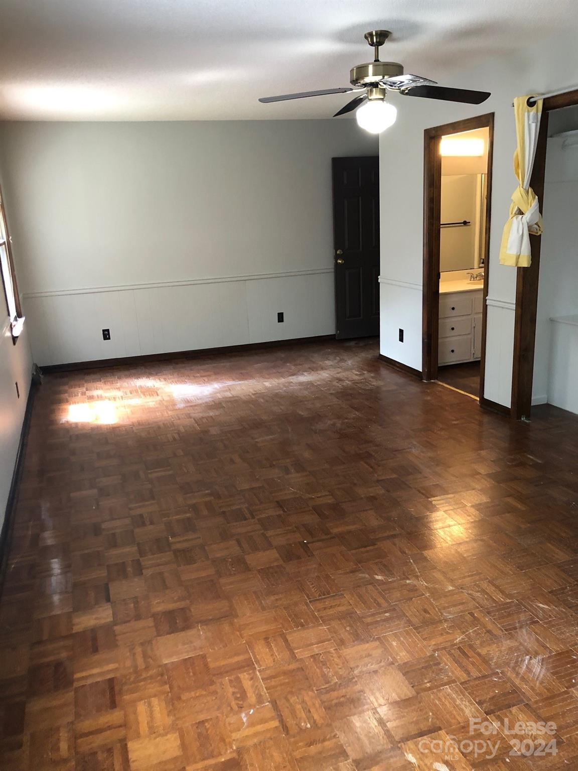 Ragin Estates - Residential Lease