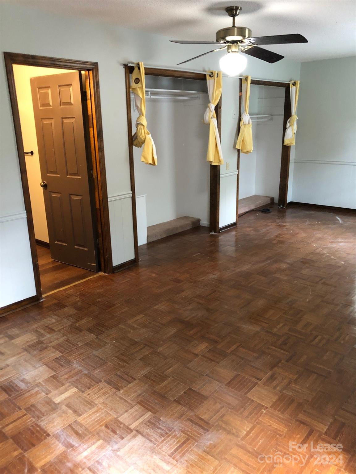 Ragin Estates - Residential Lease