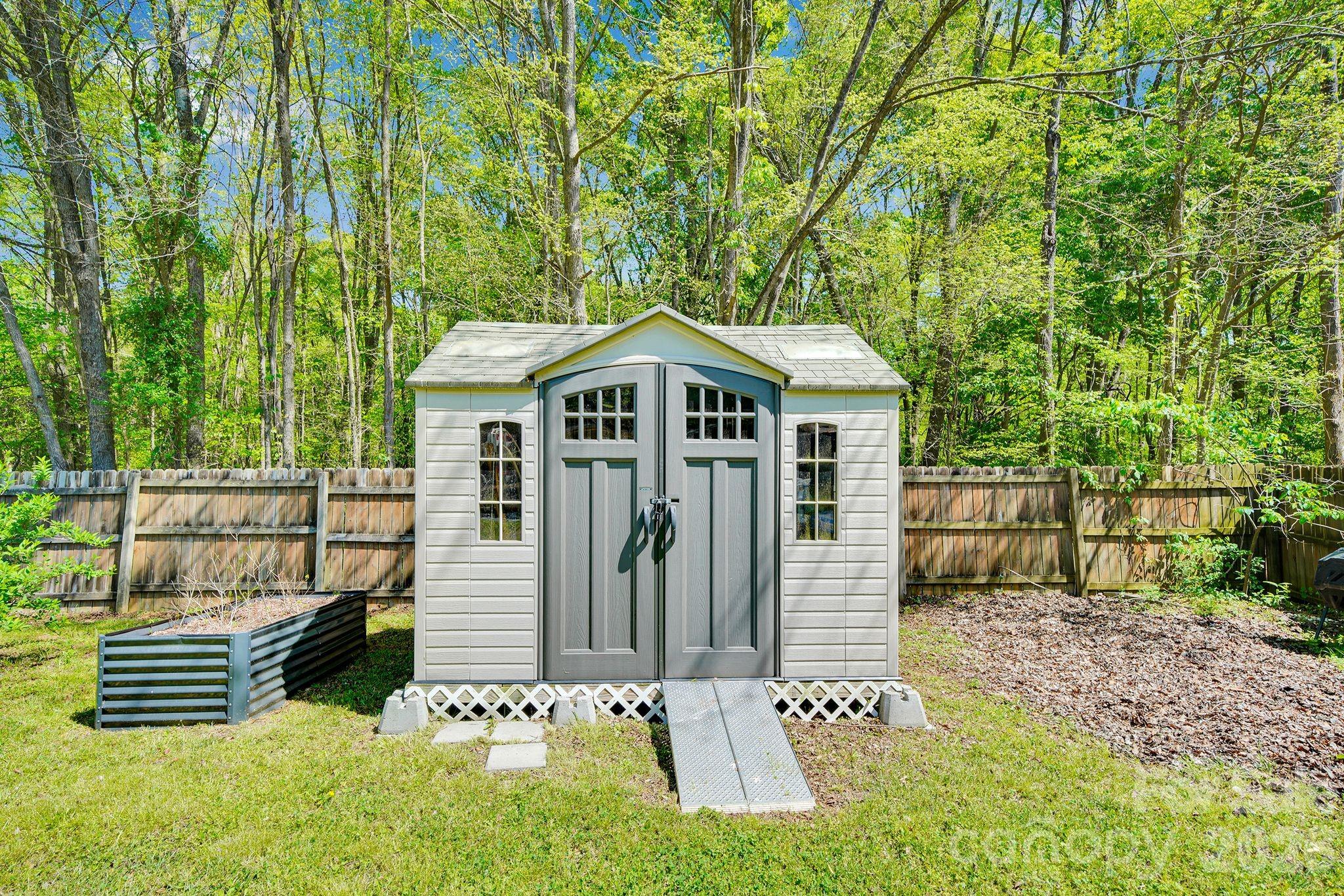 Tealbriar - Residential