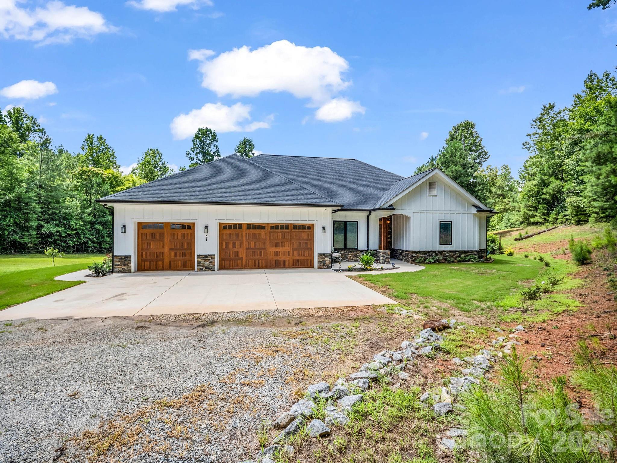 21 Rock Ridge Road