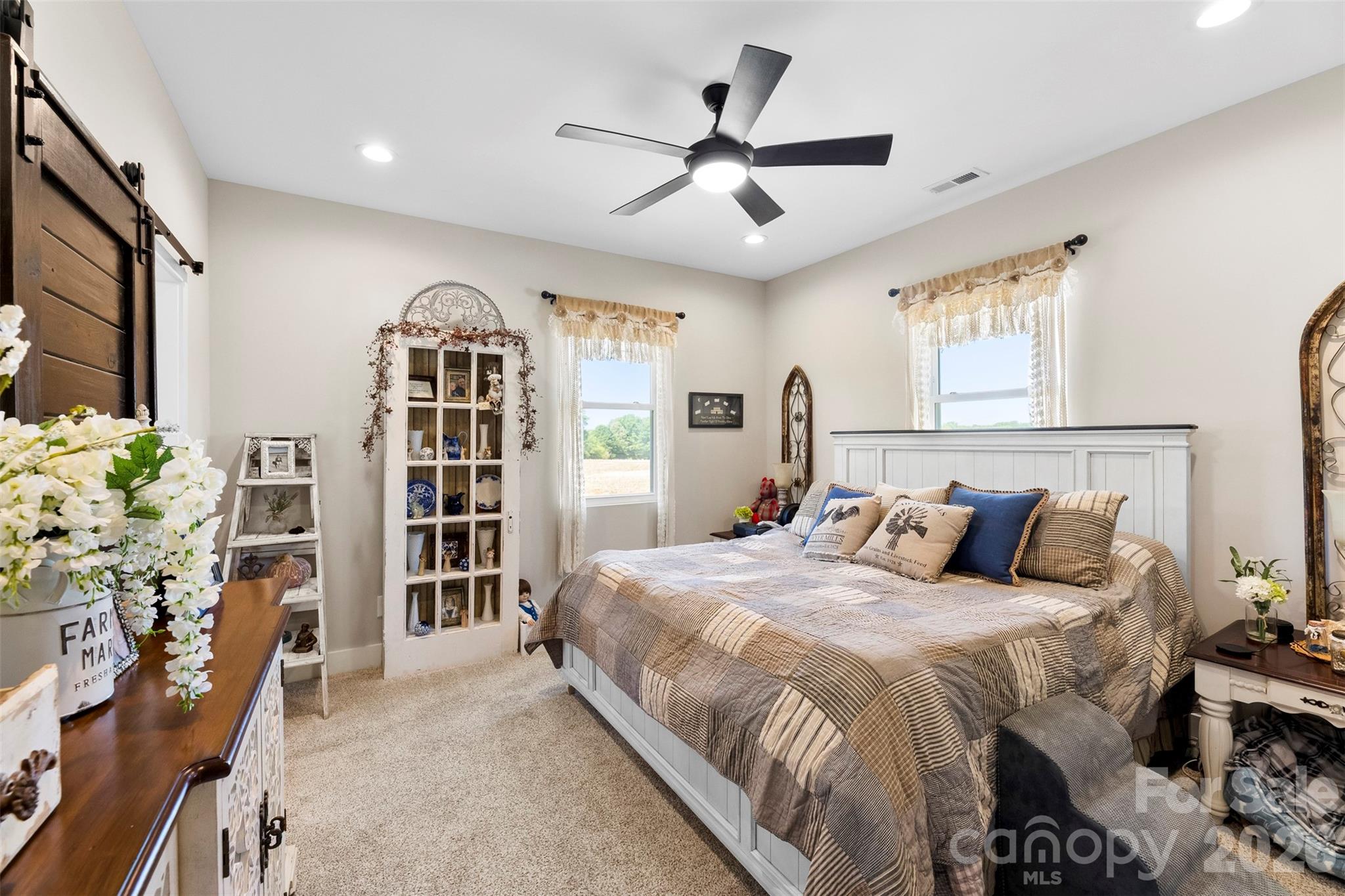 Hawthorne Commons - Residential