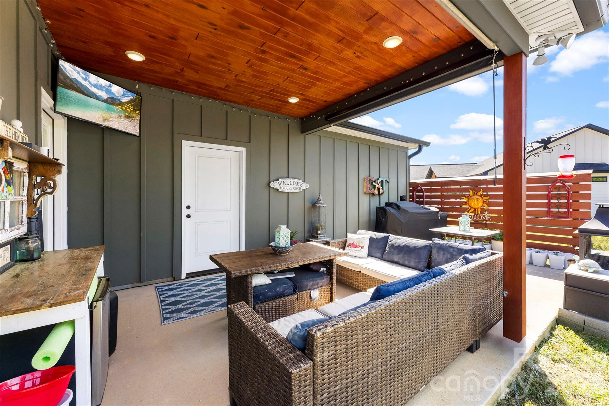Hawthorne Commons - Residential