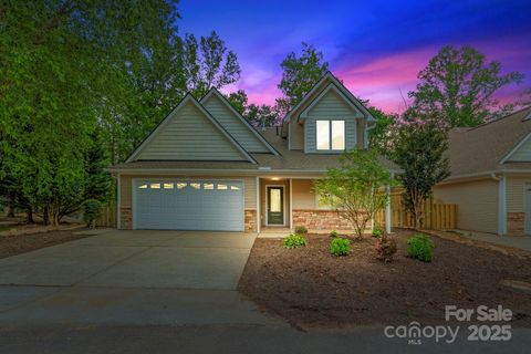50 Beekeeper Trail Swannanoa NC 28778