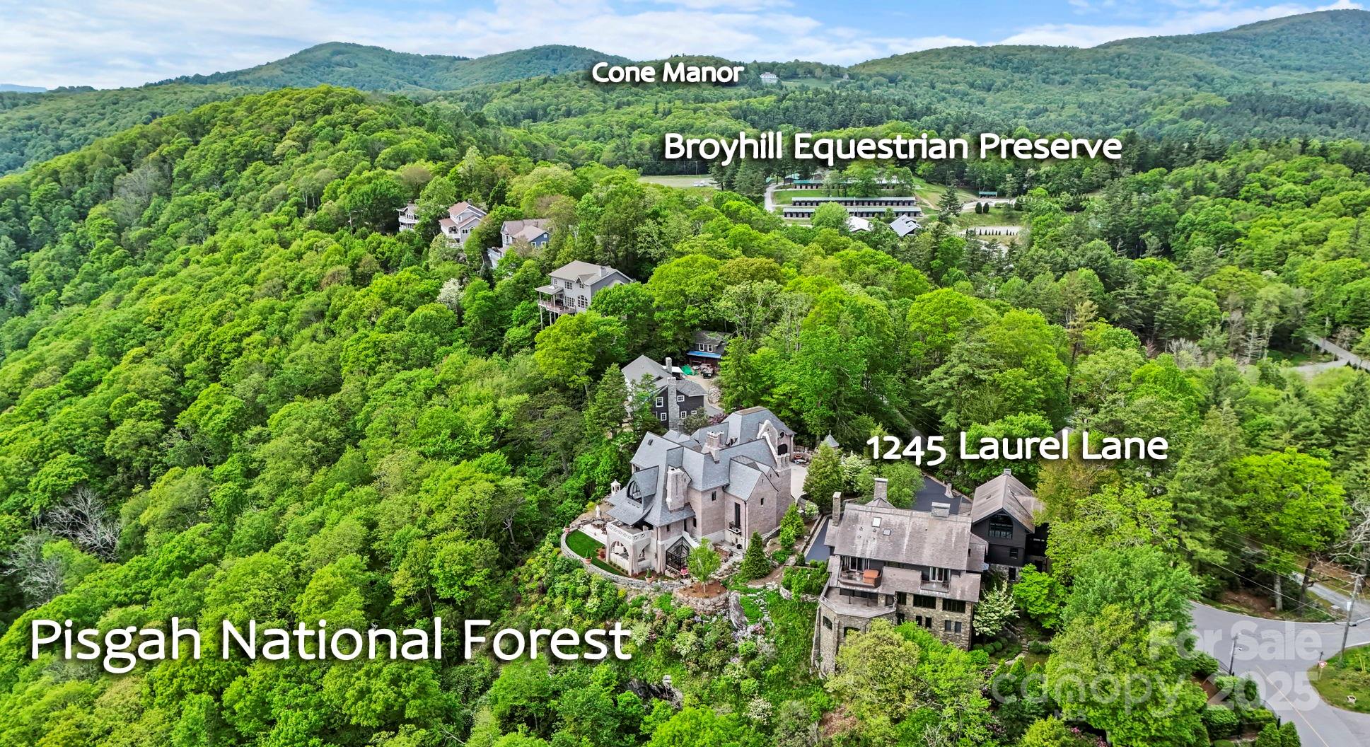 Blowing Rock, North Carolina 28605, United States, 4 Bedrooms Bedrooms, ,5 BathroomsBathrooms,Residential,Active,138826