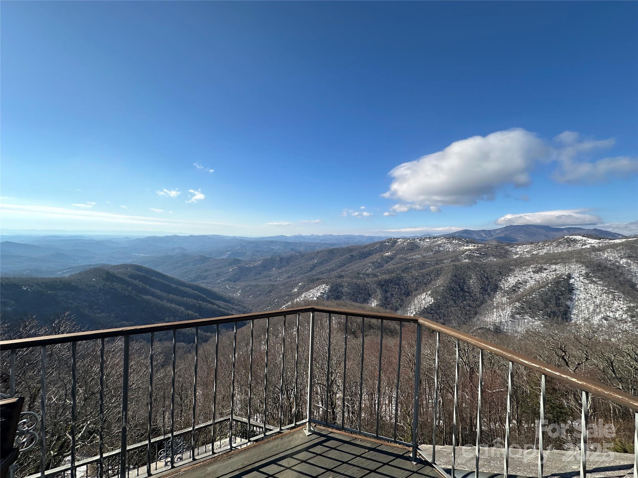 Blowing Rock, North Carolina 28605, United States, 4 Bedrooms Bedrooms, ,5 BathroomsBathrooms,Residential,Active,138826