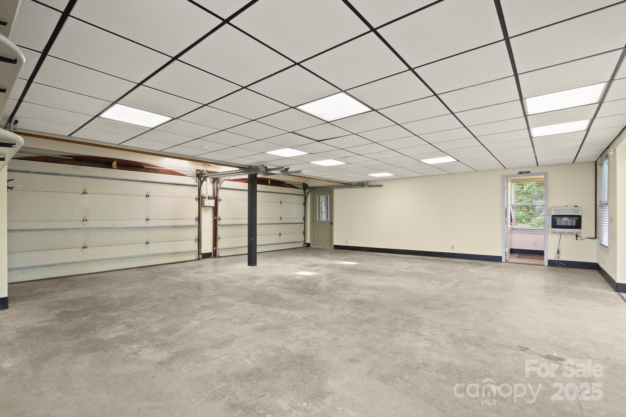 Blowing Rock, North Carolina 28605, United States, 4 Bedrooms Bedrooms, ,5 BathroomsBathrooms,Residential,Active,138826