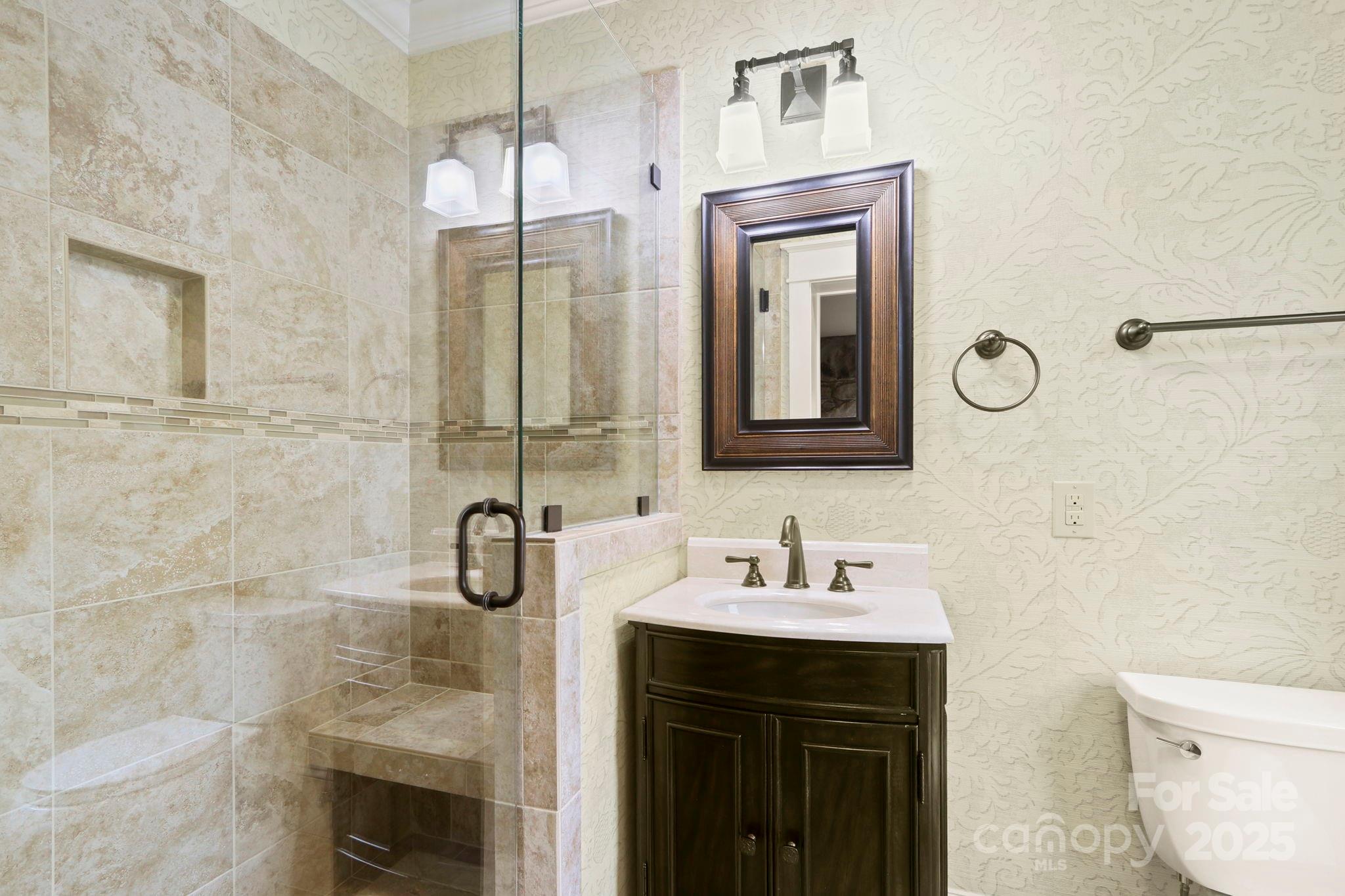 Blowing Rock, North Carolina 28605, United States, 4 Bedrooms Bedrooms, ,5 BathroomsBathrooms,Residential,Active,138826