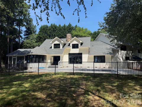 Photo of 9265 Belle Pines Court, Sherrills Ford, NC 28673 (MLS # 4413675)