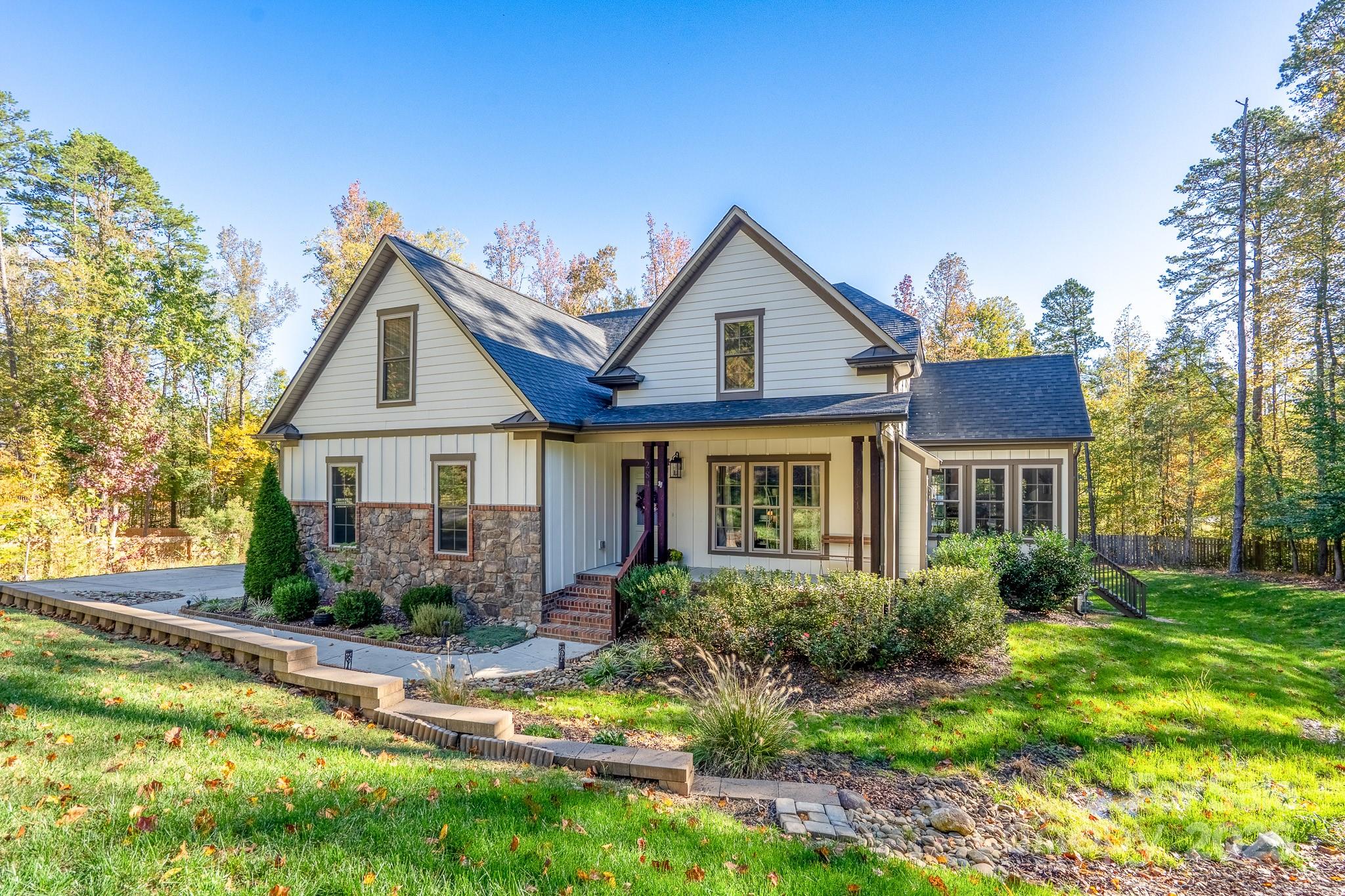 284 Ikerd Drive SE