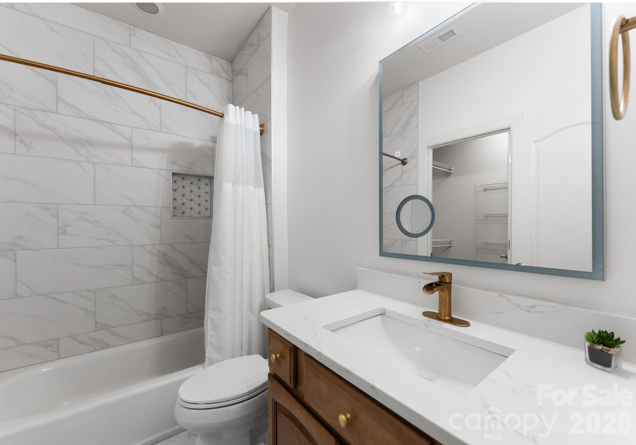 Sailview - Residential