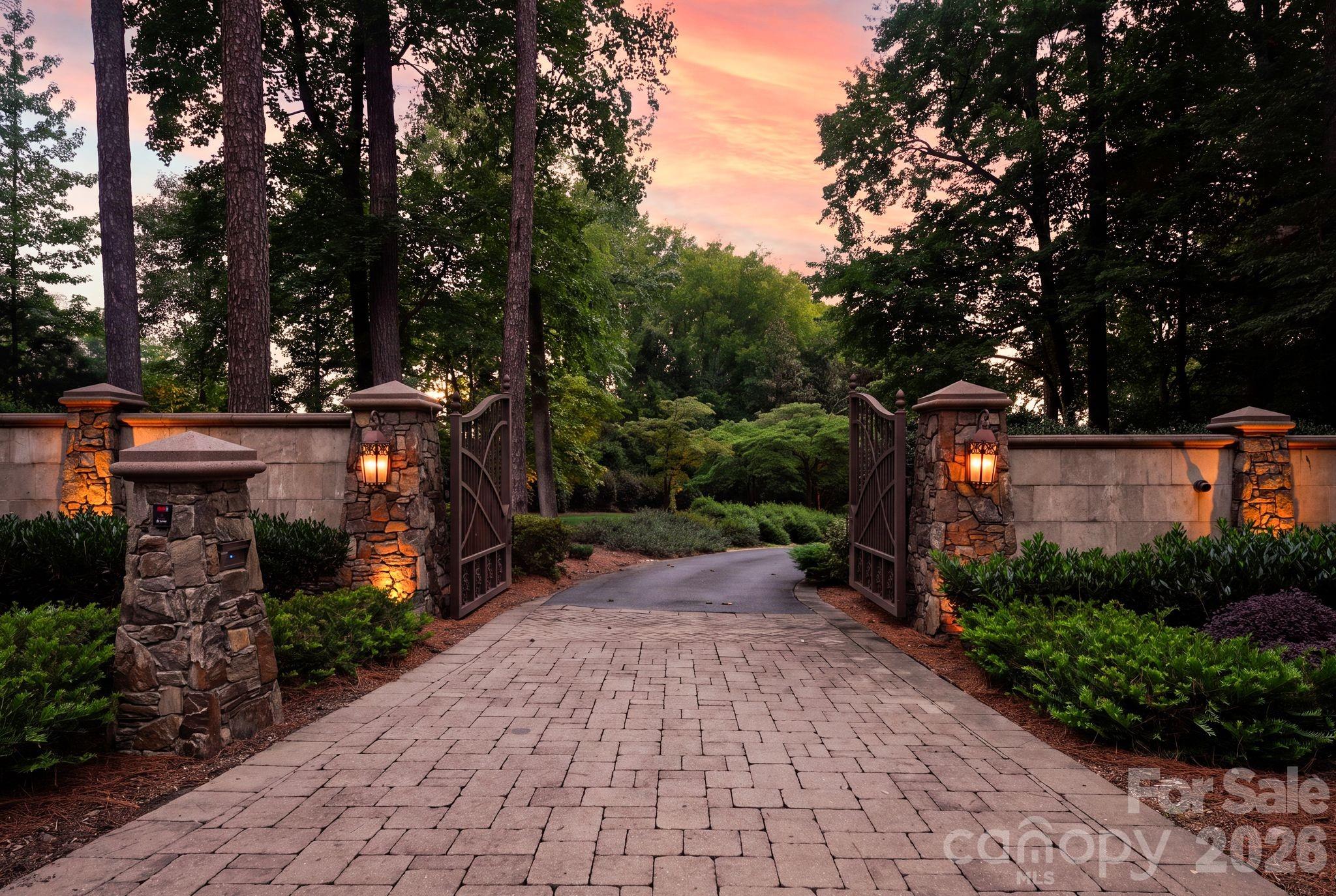 139 Hollen Lane