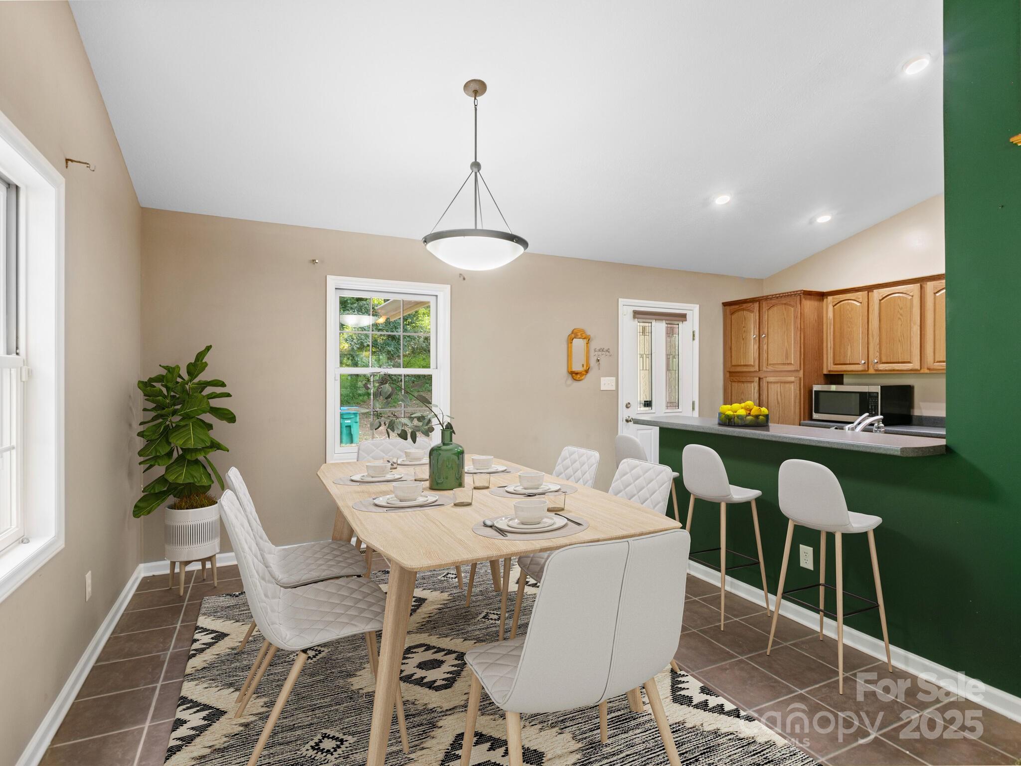 515 Pond Road