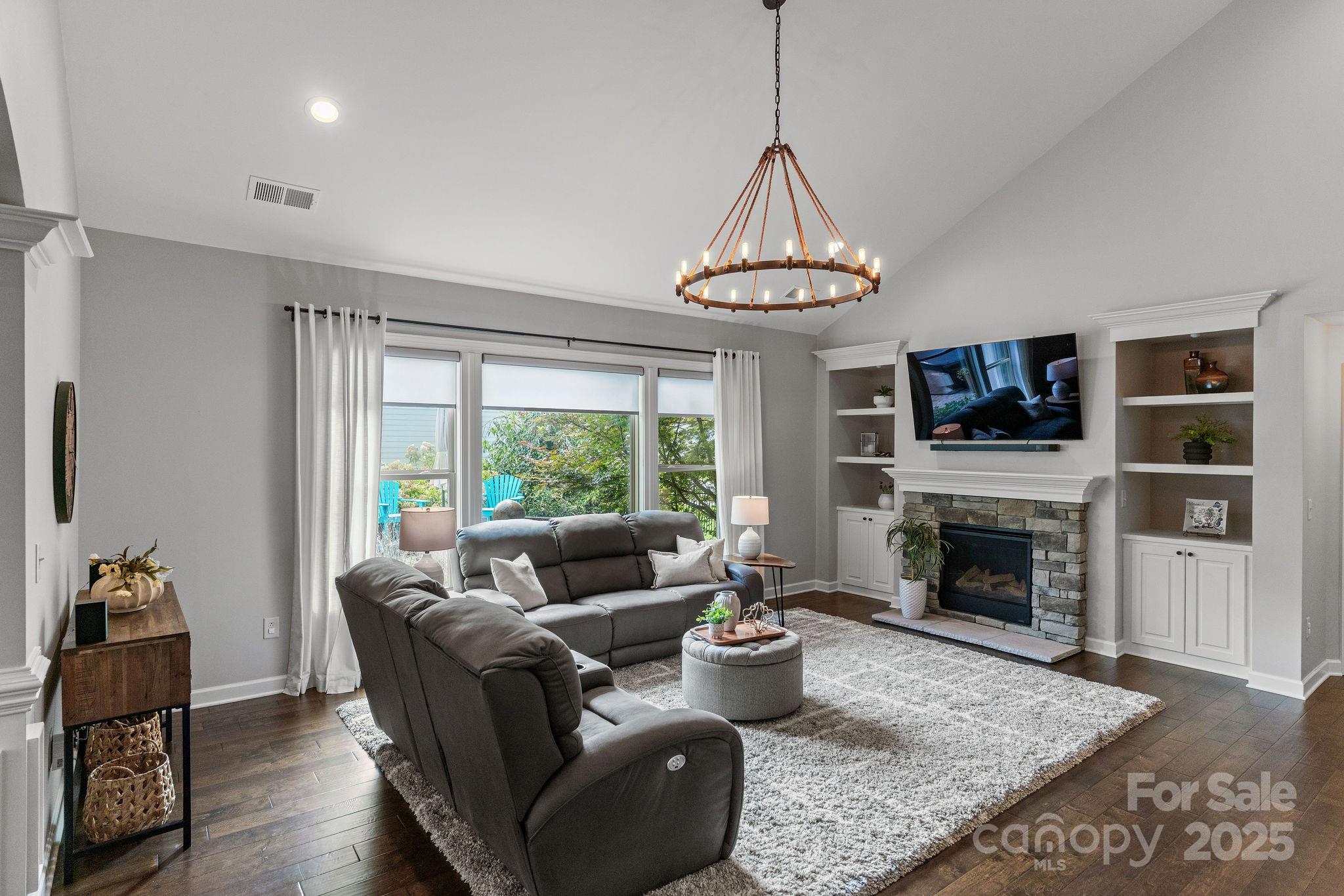 Killians Pointe - Residential