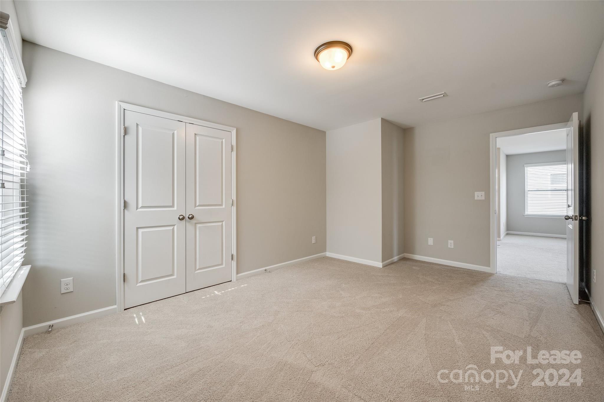 oaks at clover - Residential Lease