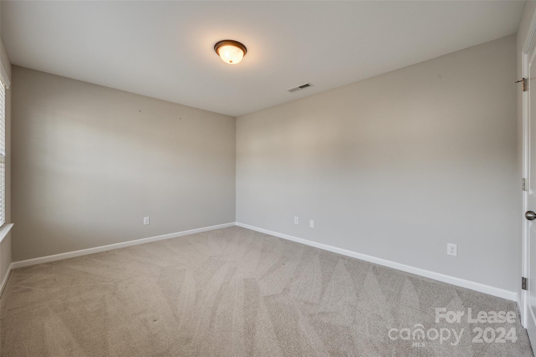 oaks at clover - Residential Lease