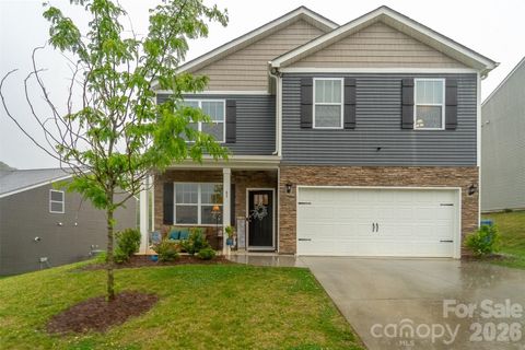 Photo of 65 Valleywood Drive, Waynesville, NC 28786 (MLS # 4376988)