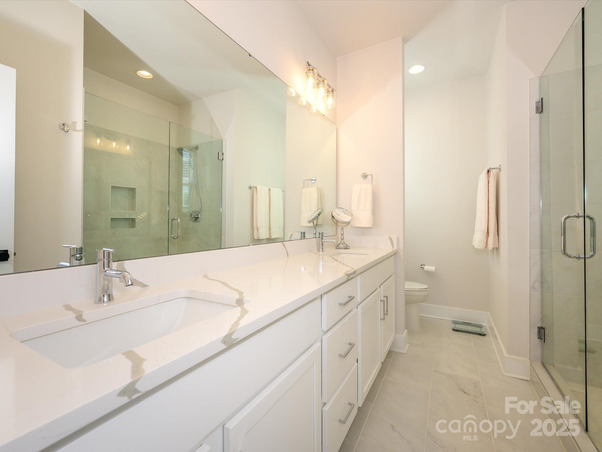 LOSO Terraces - Residential