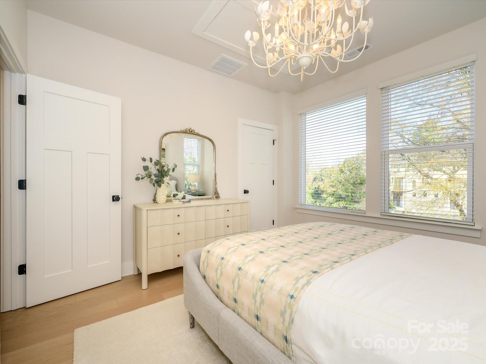 LOSO Terraces - Residential