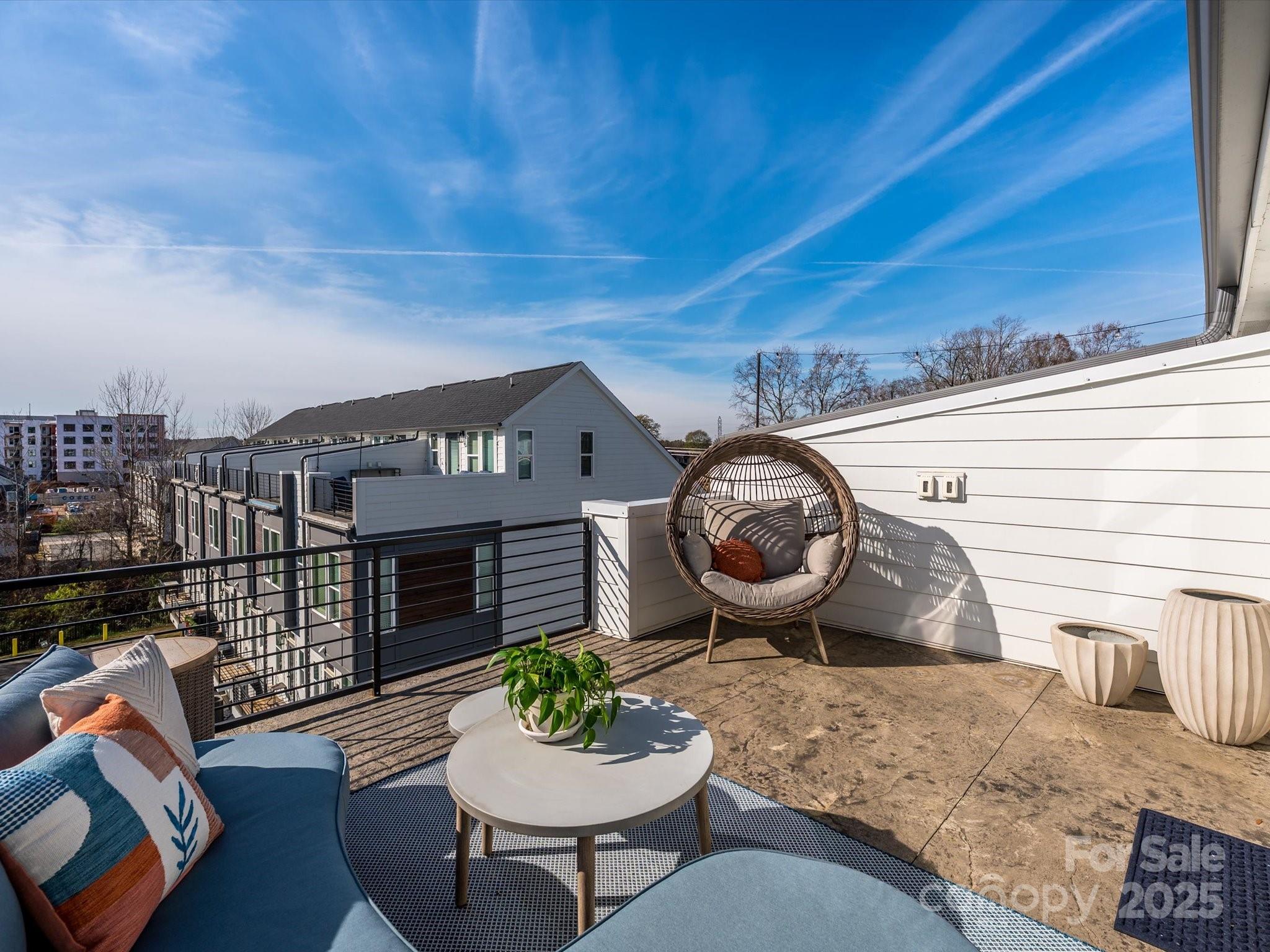 LOSO Terraces - Residential