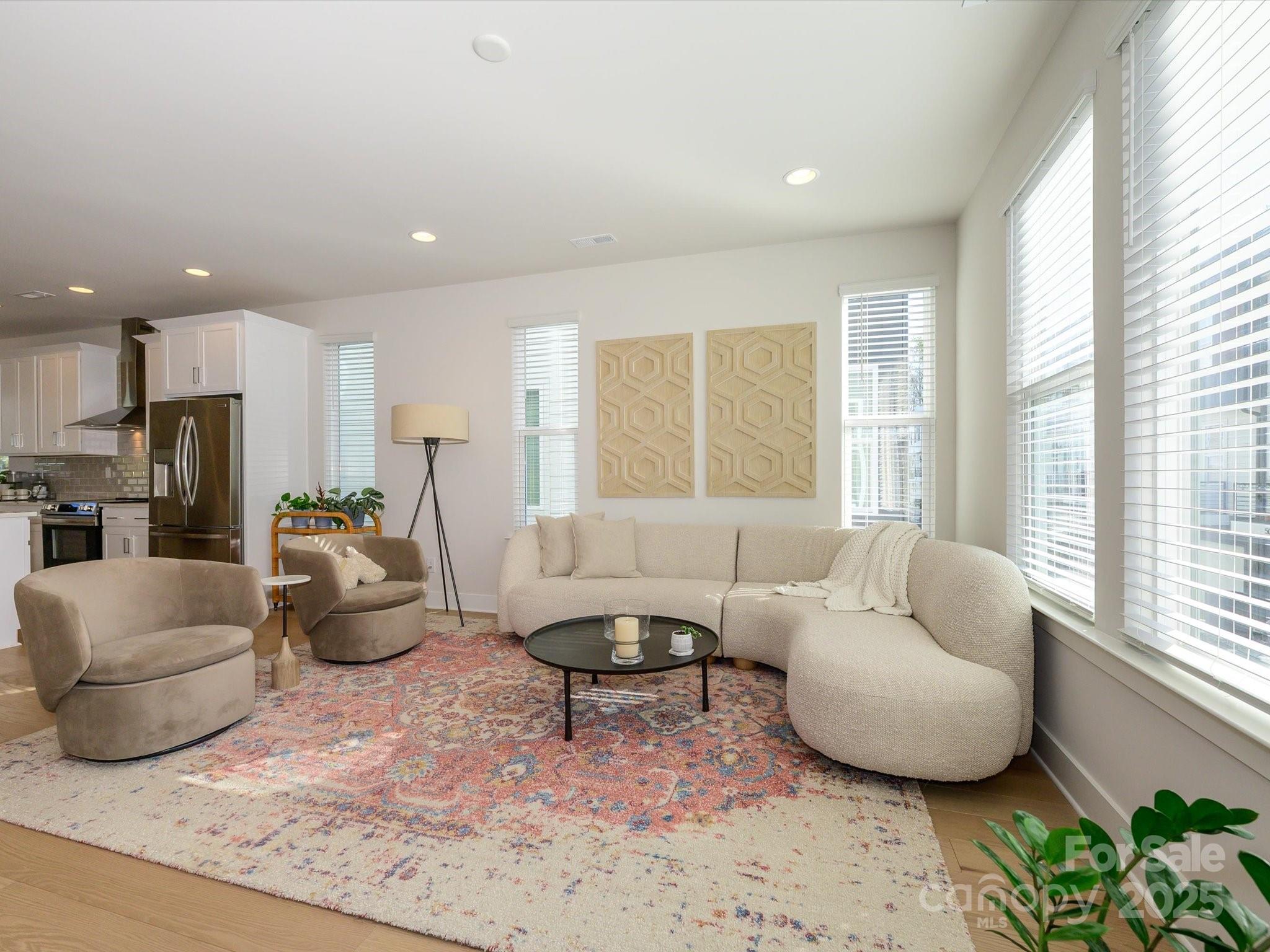 LOSO Terraces - Residential