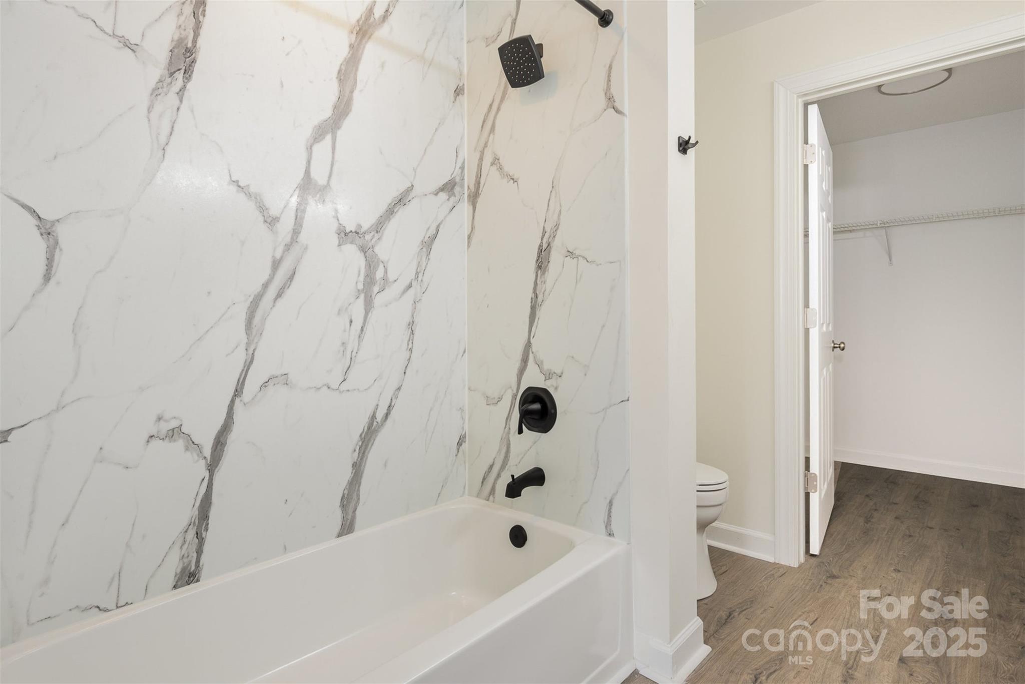 718 W Trade Street 314