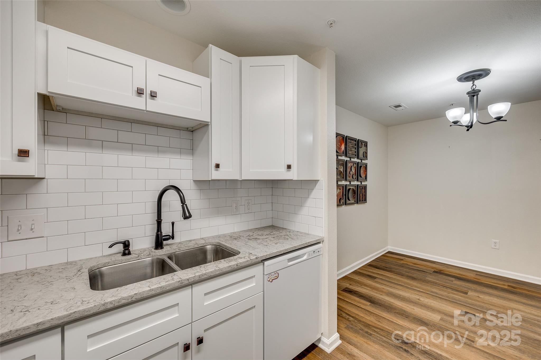 Hamiltons Bay - Residential