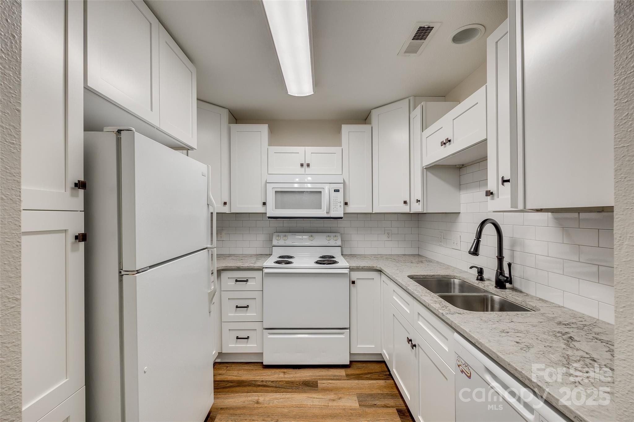 Hamiltons Bay - Residential