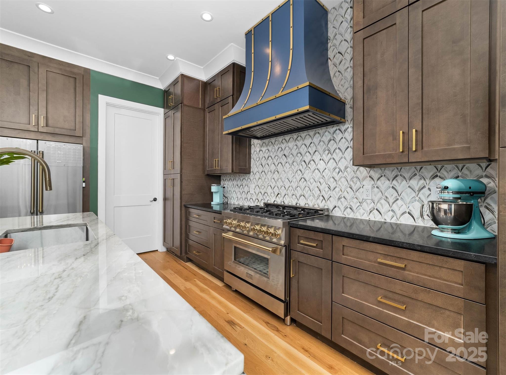 Villa Heights - Residential