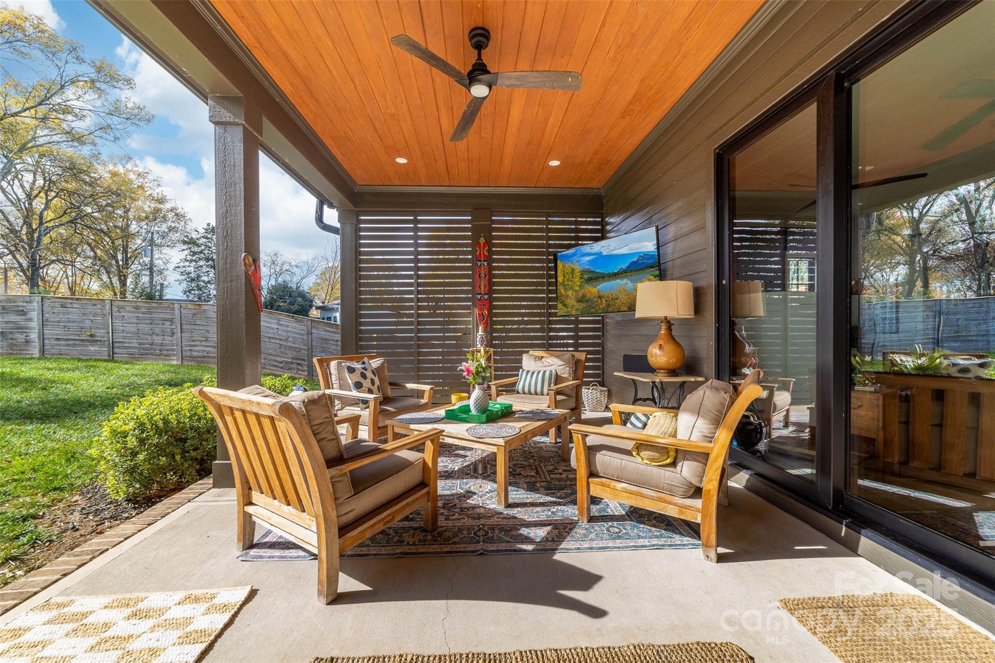 Villa Heights - Residential