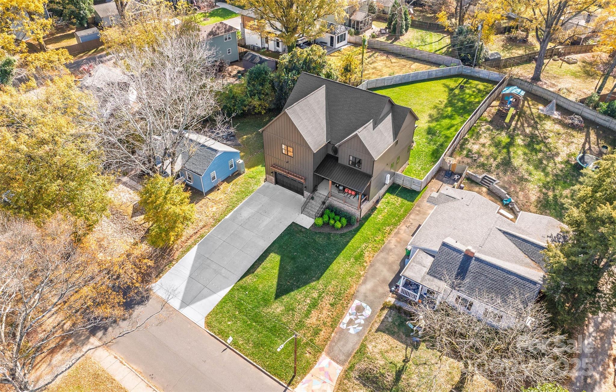 Villa Heights - Residential