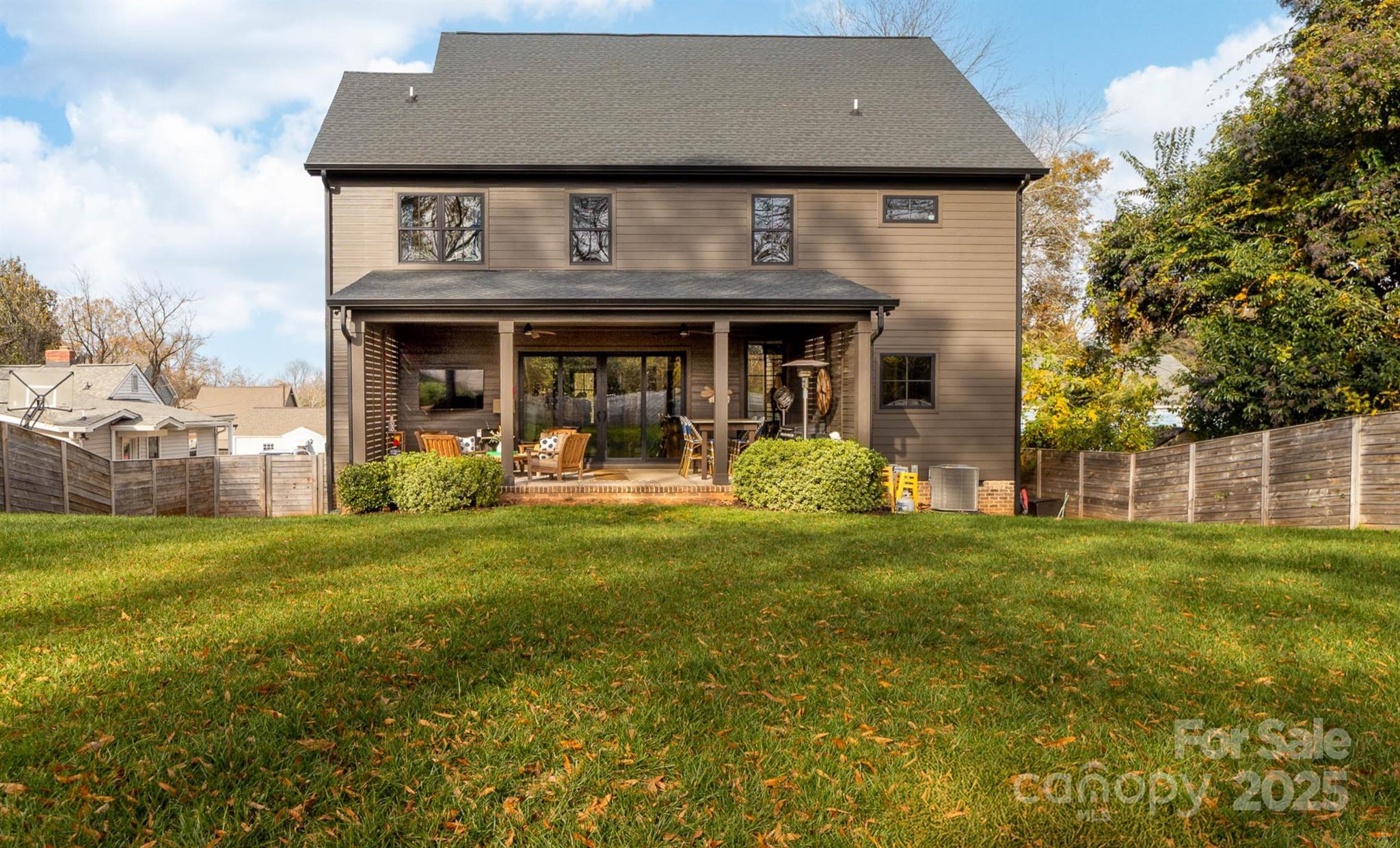 Villa Heights - Residential