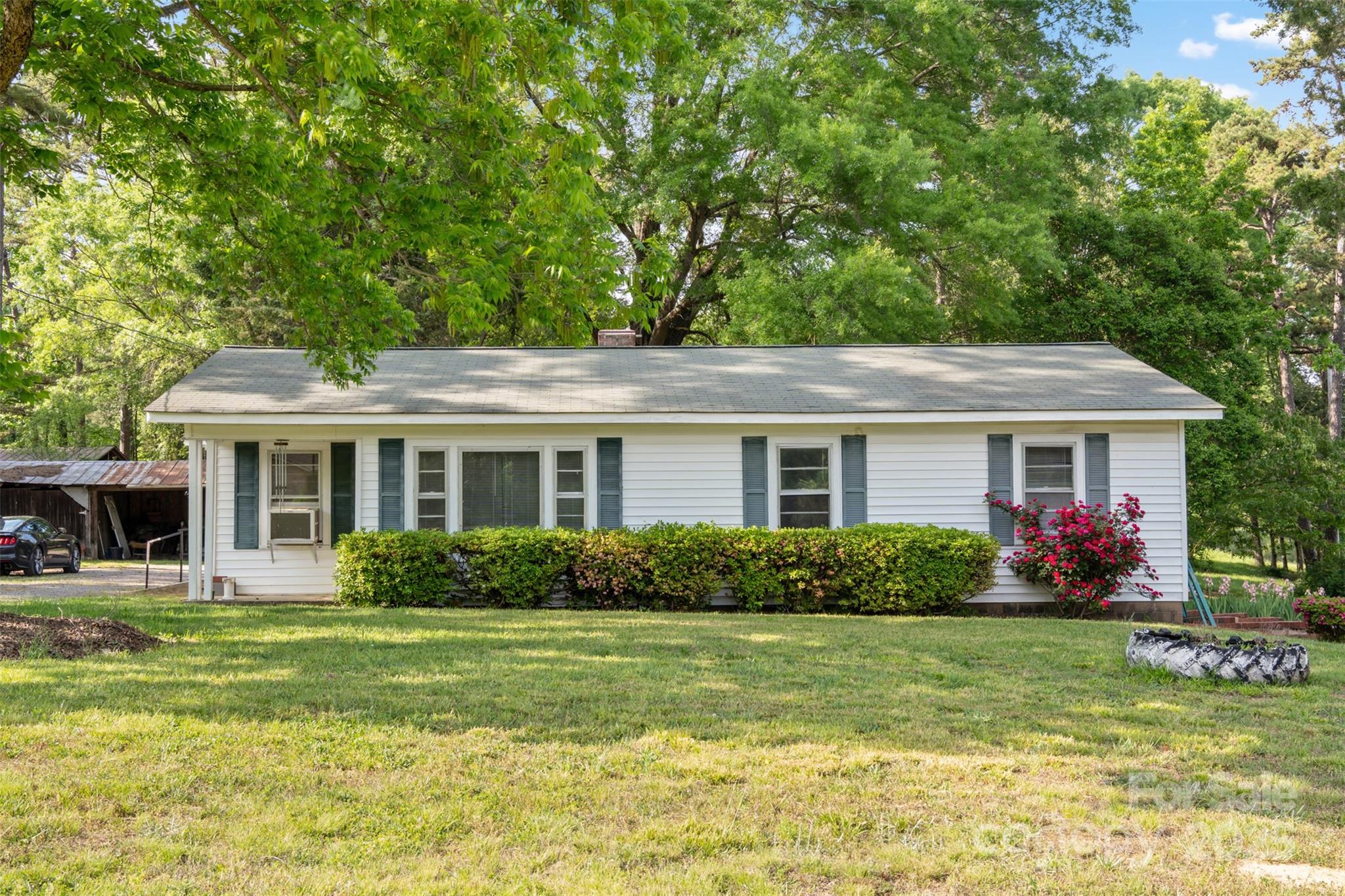 Listing image 1