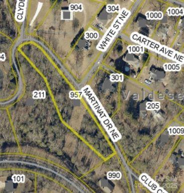 957 Martinat Drive NE lot  4