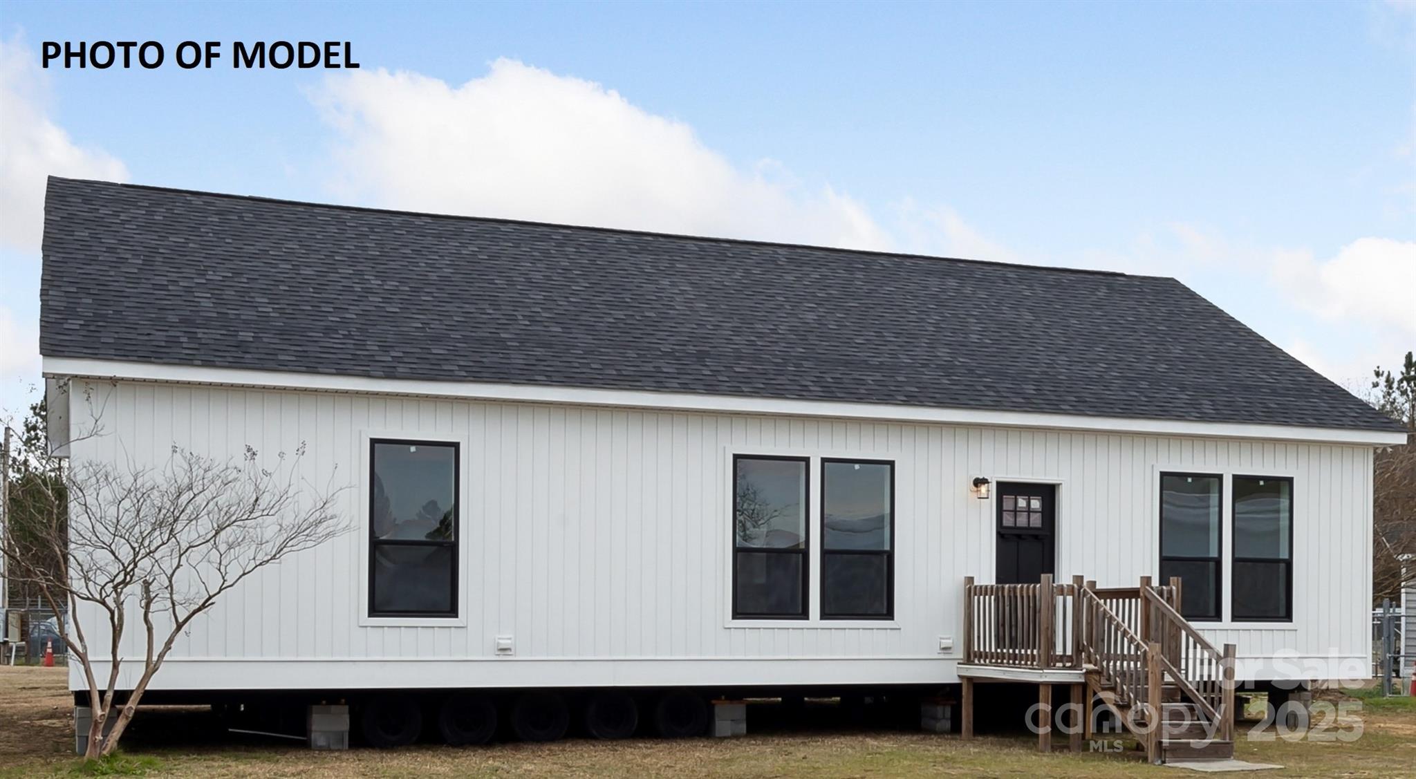 957 Martinat Drive NE lot  4