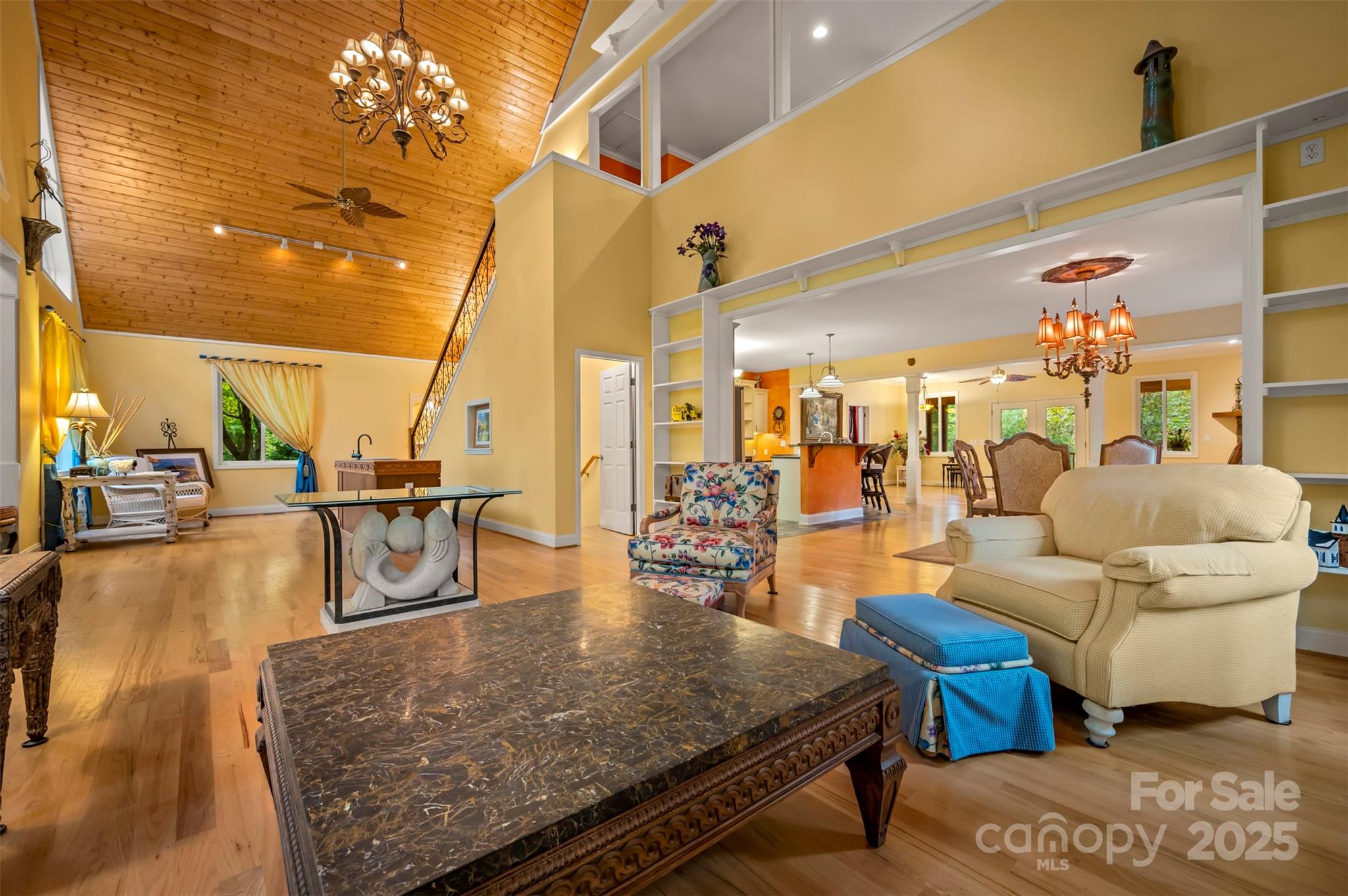 768 White Oak Lane