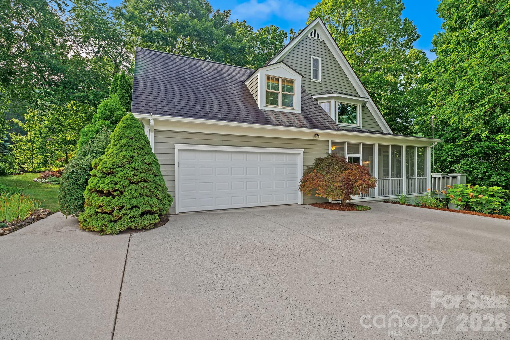 105 Welwyn Lane