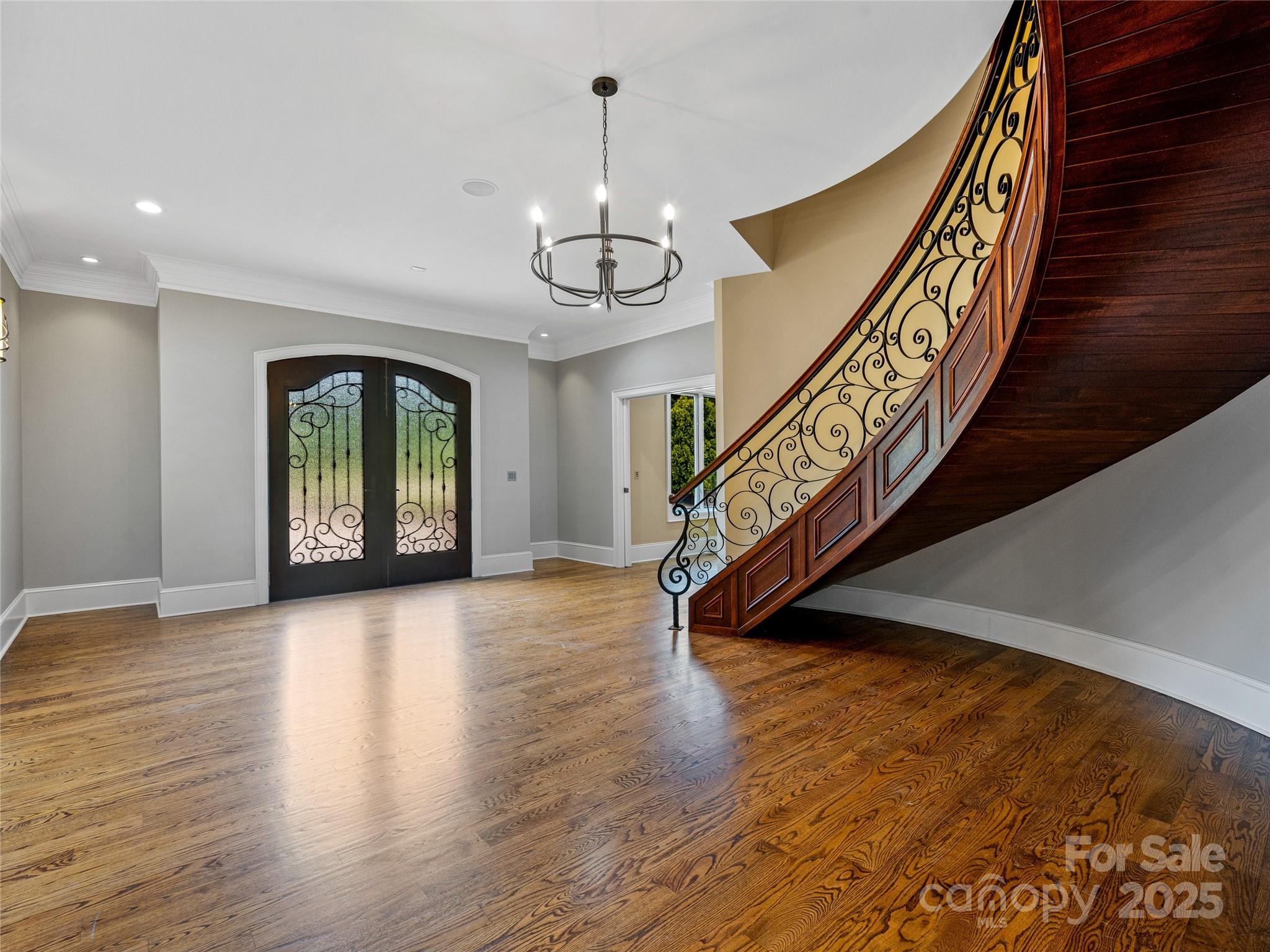 1090 Pearidge Road