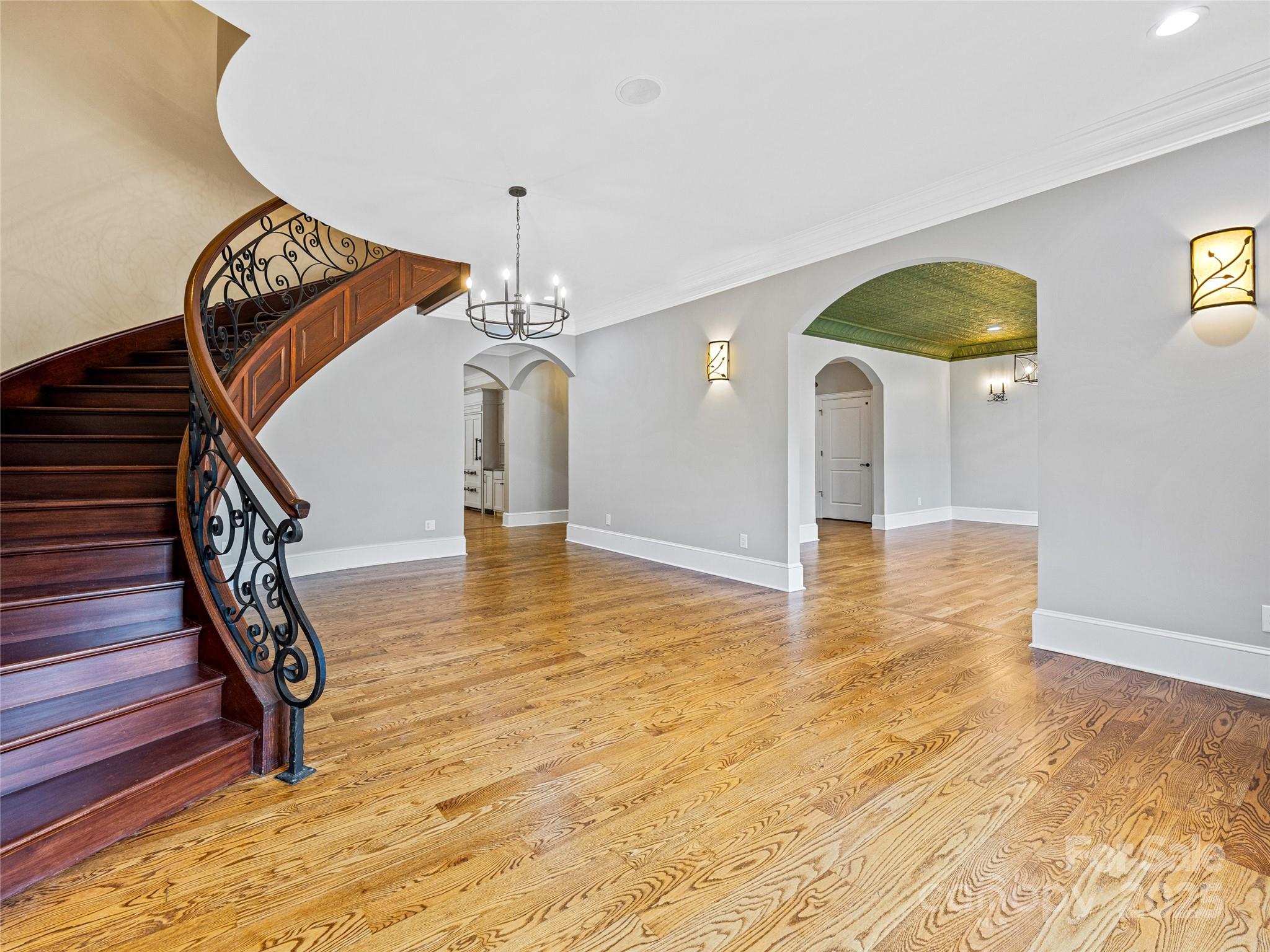 1090 Pearidge Road