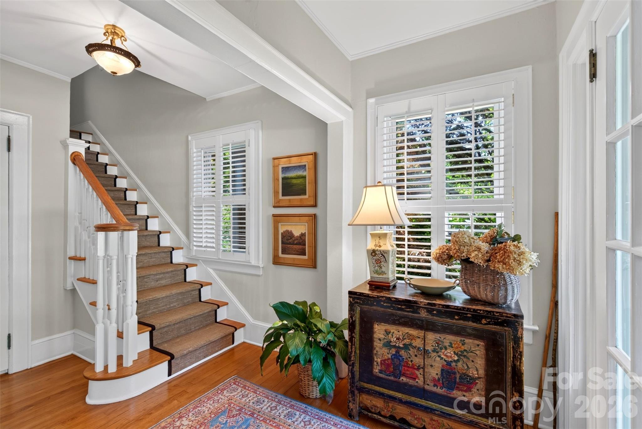 36 Mount Vernon Circle