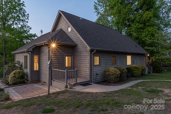 639 Panther Point Trail