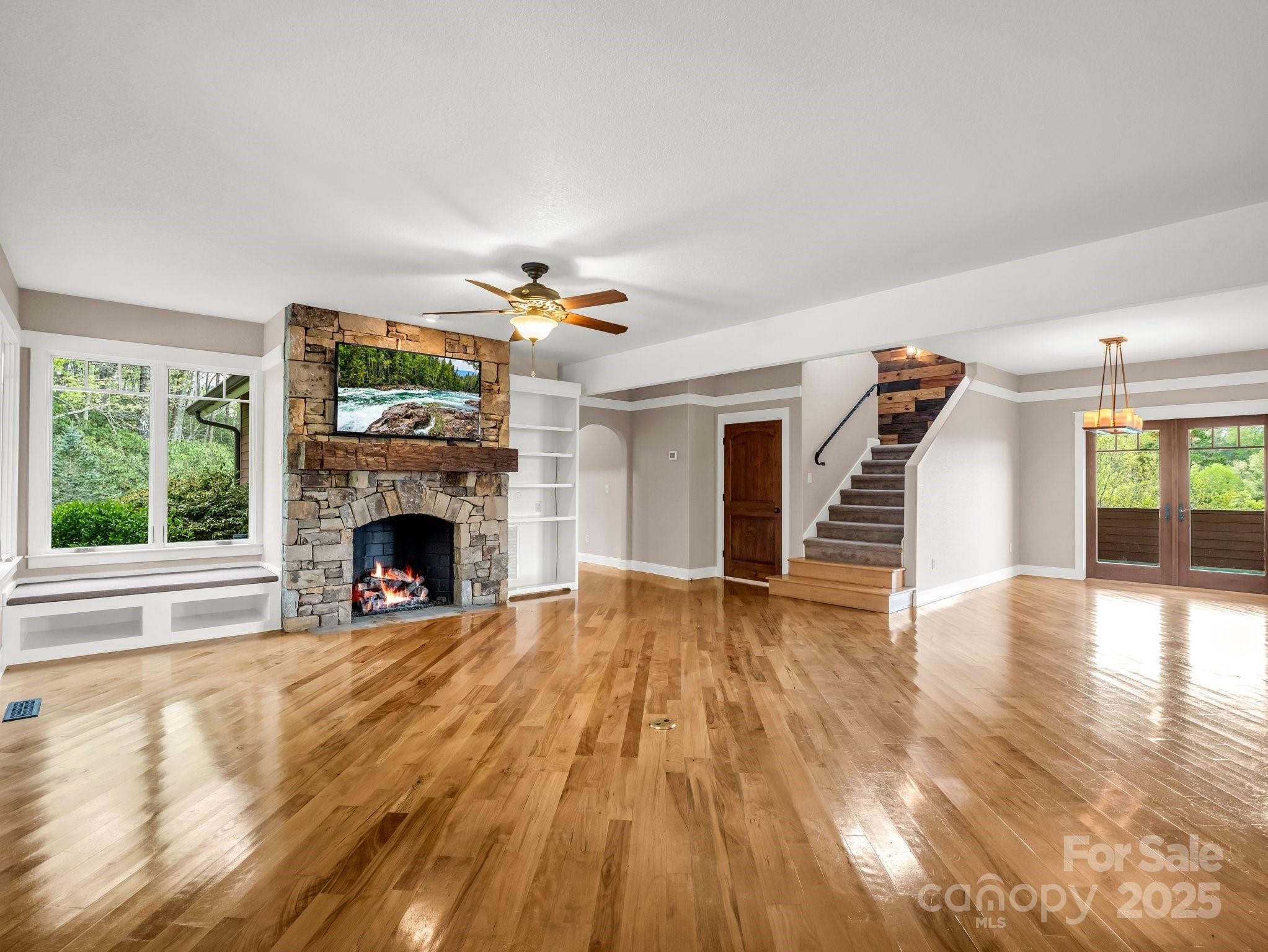 111 Arabesque Way