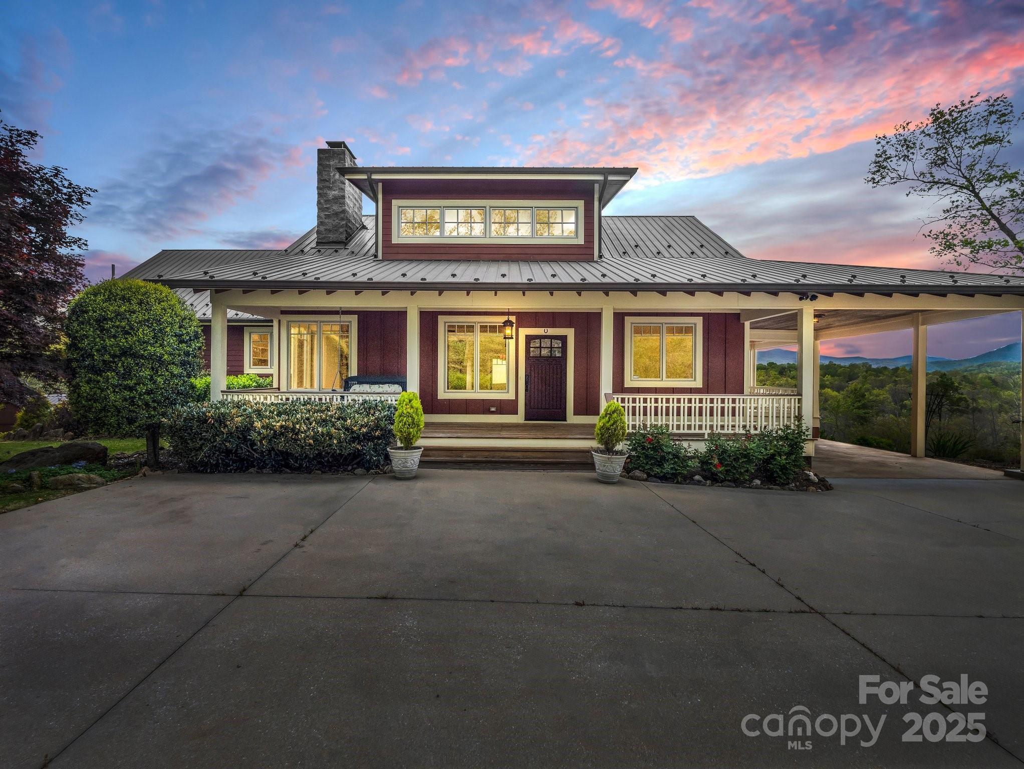 111 Arabesque Way