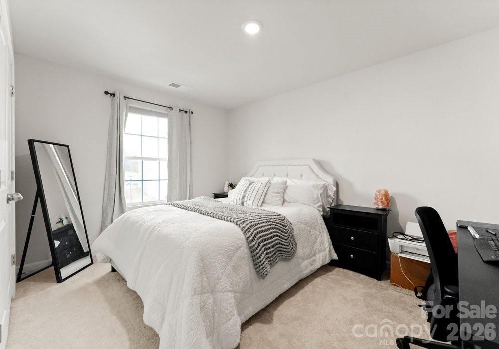 Elizabeth - Residential