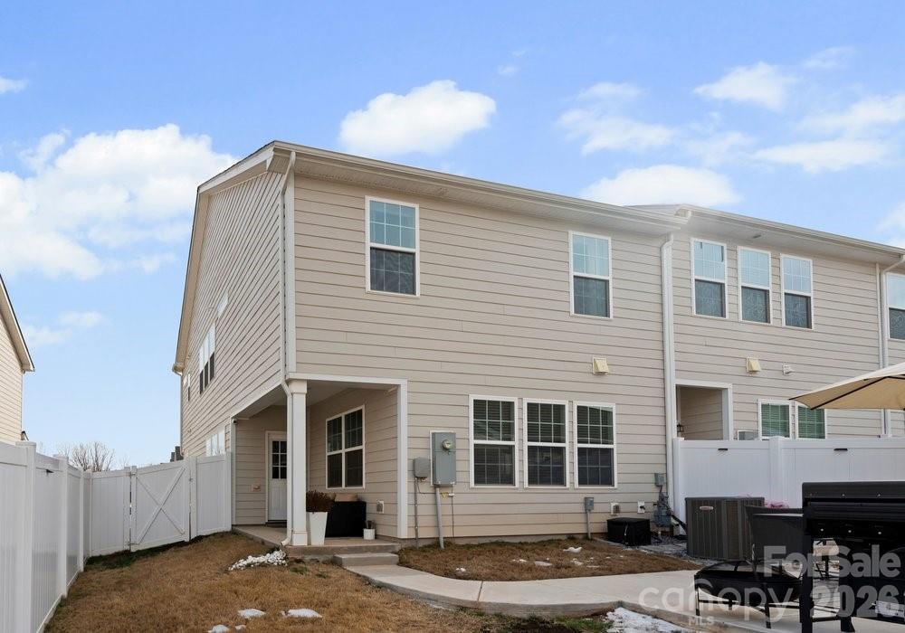 Elizabeth - Residential