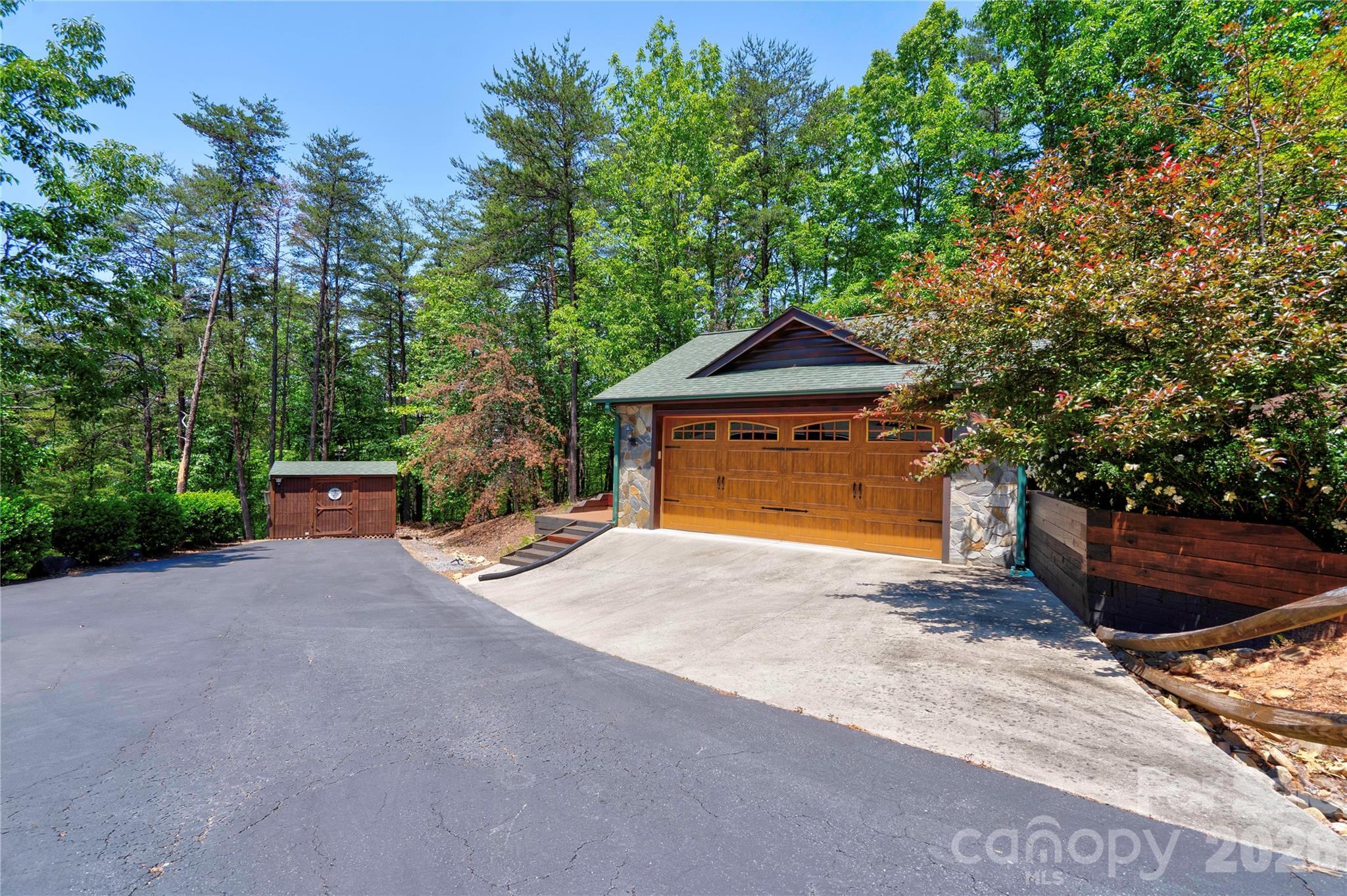 389 Woodgate Drive
