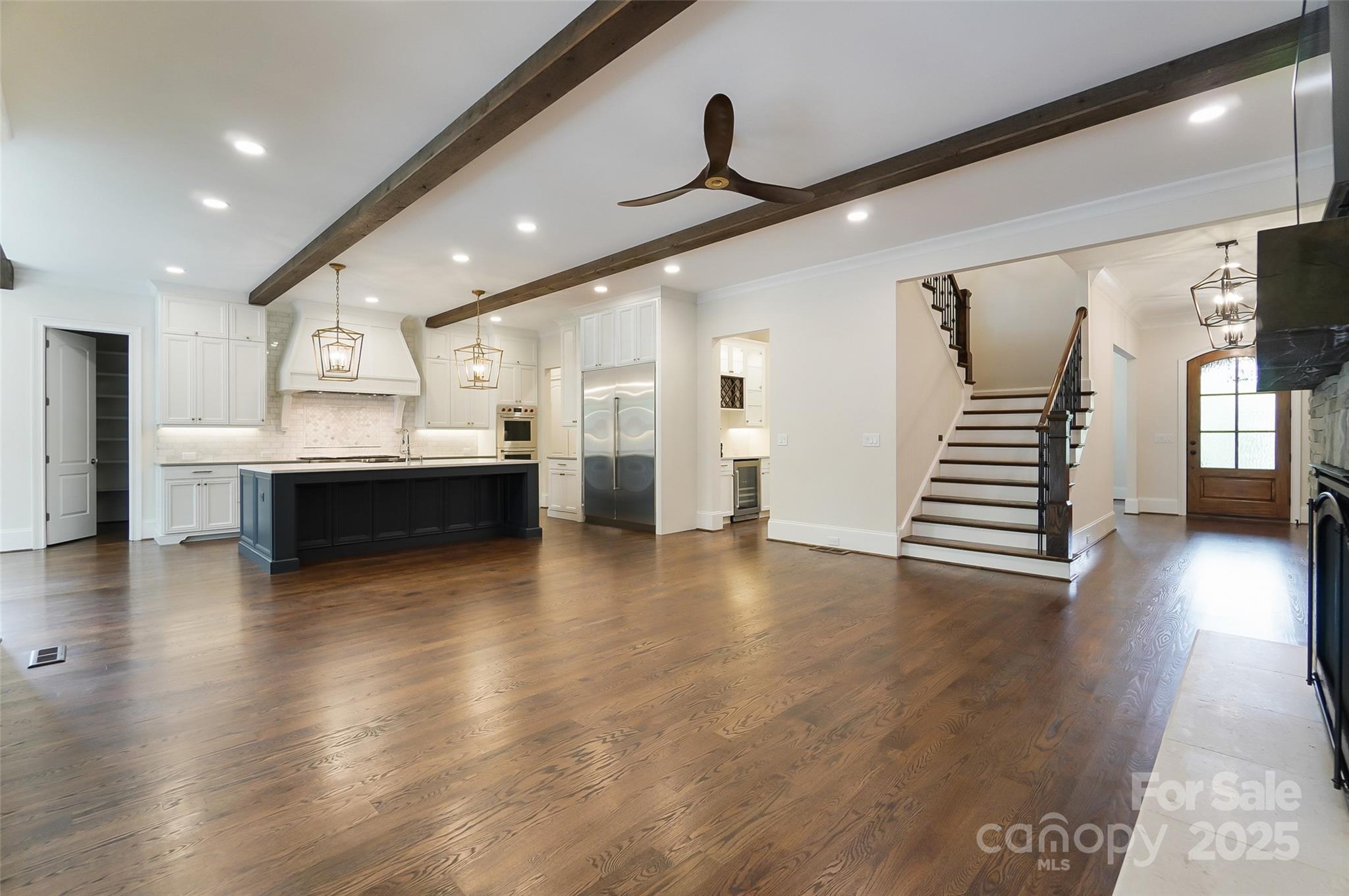 106 Pecan Cove Lane