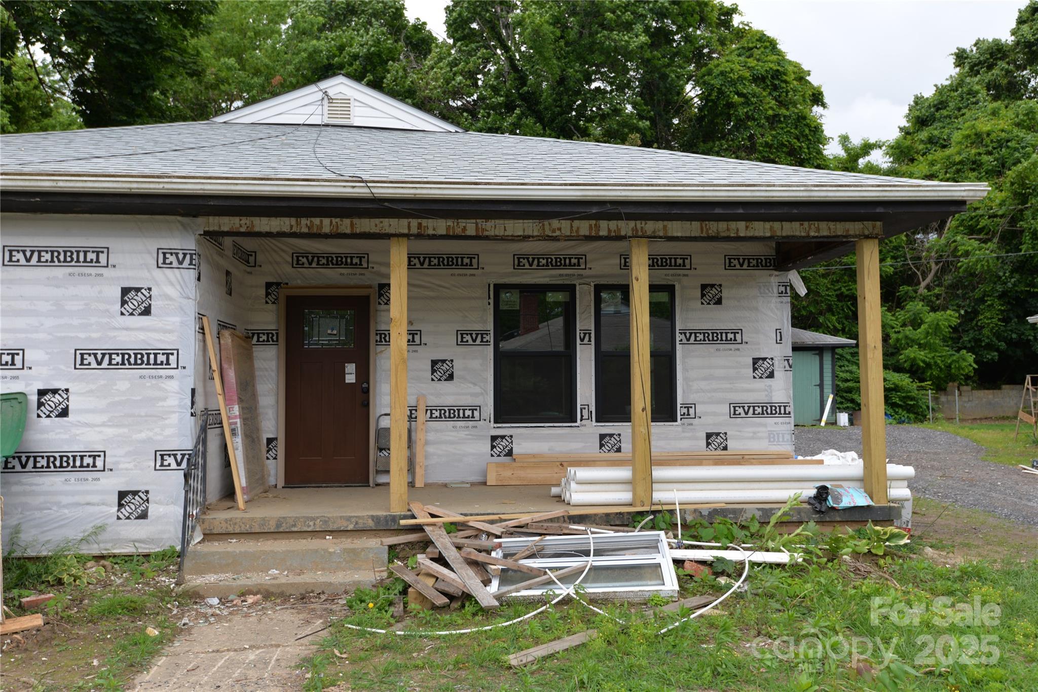 136 Edwards Avenue