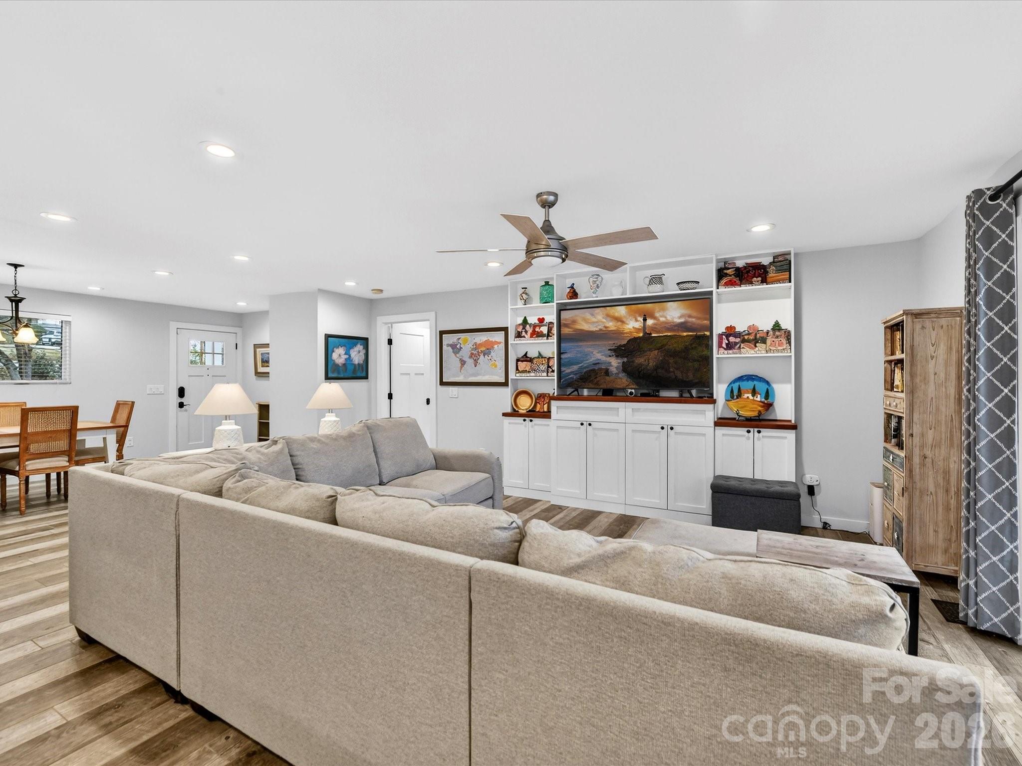 Bahia Bay - Residential